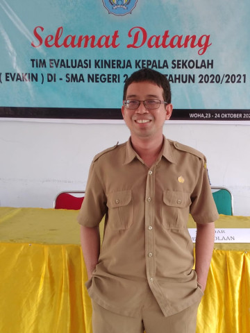 Muhammad Akmal,S.Pdi